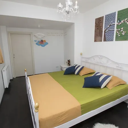 Mate Apartment Omiš